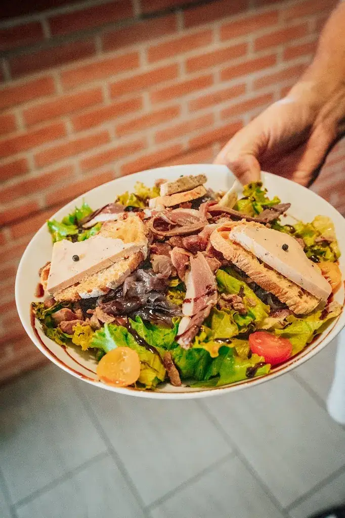 Tipolino_Pins-Justaret_slider_image_3