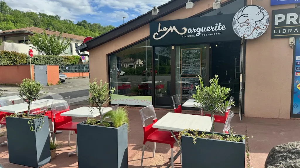 La Marguerite_Lacroix-Falgarde_slider_image_1