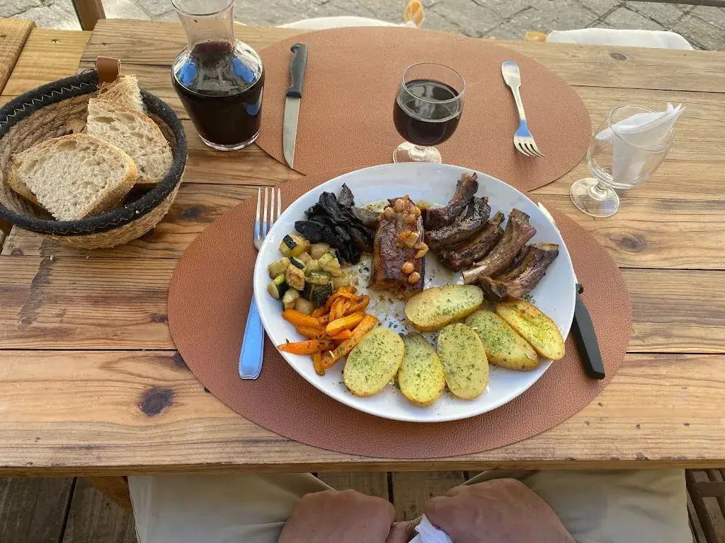 RESTAURANT Le13_Lacaune_slider_image_2