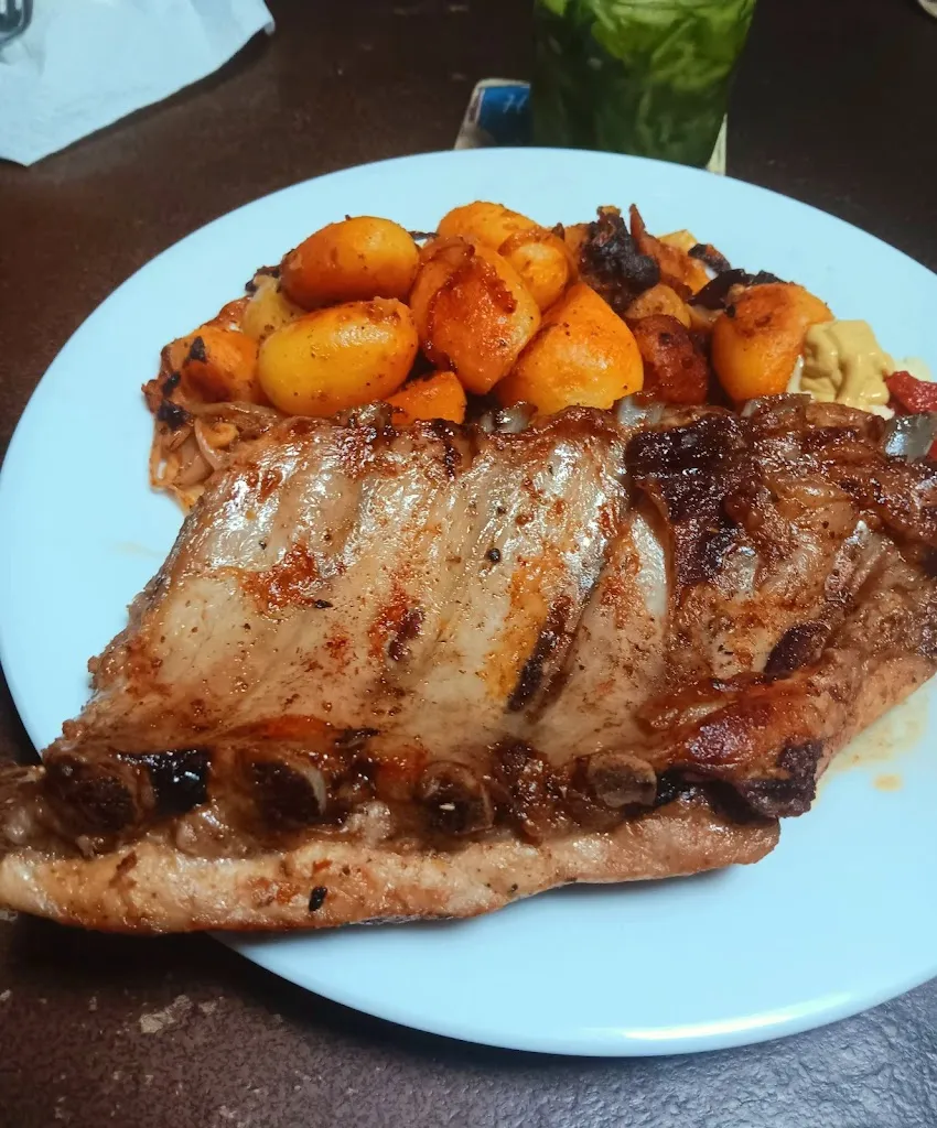 marek kalnicky_The Chickenman France_Lacaune_review