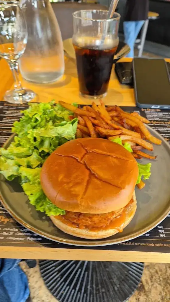 Chris Martin_Brasserie l'Abeille_Laguiole_review