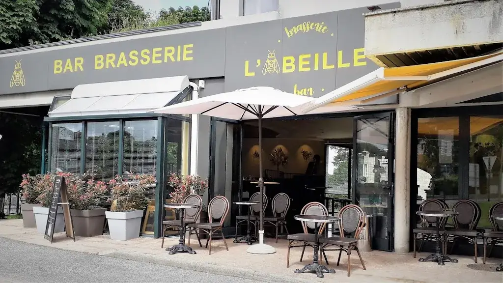 Brasserie l'Abeille_Laguiole_slider_image_1