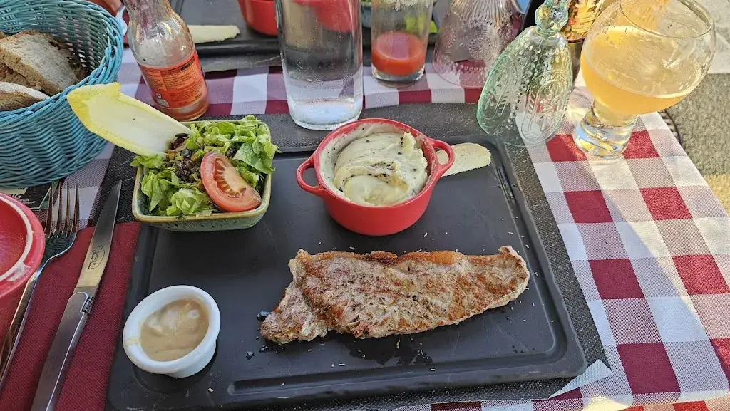 Matthieu “Boby05”_Auberge du Taureau_Laguiole_review