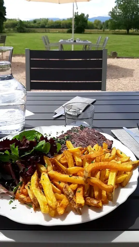 Restaurant l'Aéropostale_Laloubère_slider_image_2