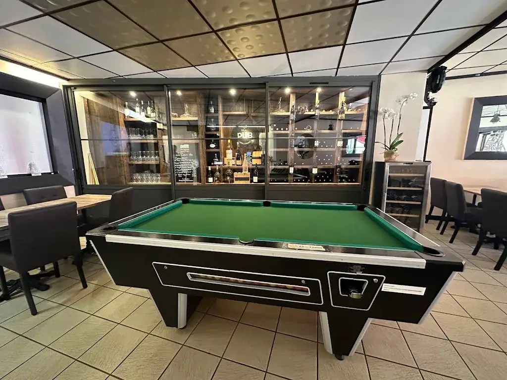 LE PUB - Brasserie - Pizzeria_l'Église_slider_image_3