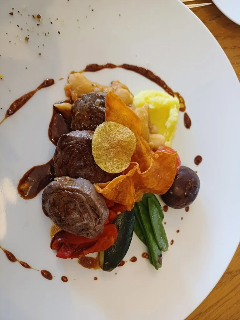 Restaurant L' Embrun_Lannemezan_slider_image_3