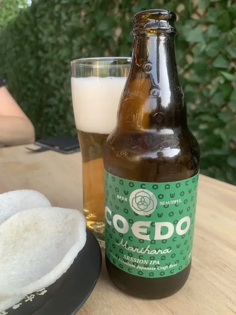 John Munro_Demoiselles d’Asie_Langlade_avis