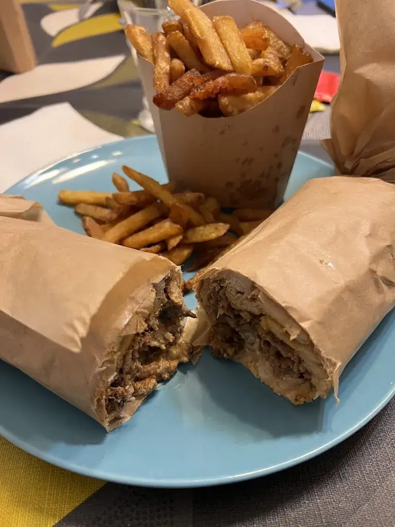 Quentin Thomas_AU GYROS_Langlade_review