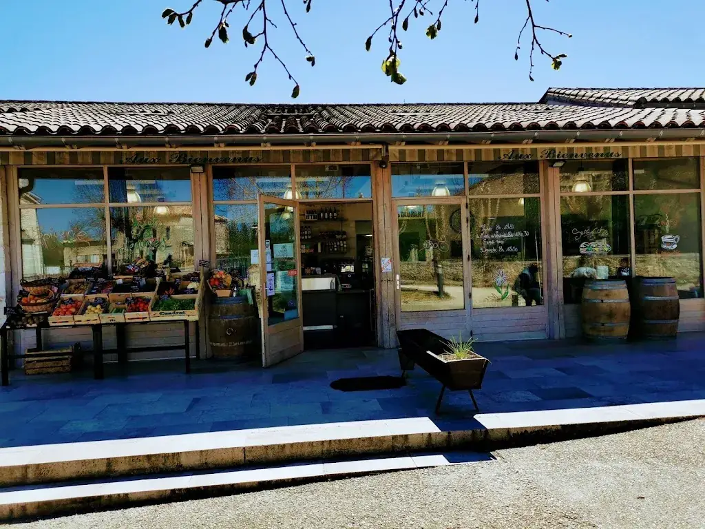 AUX BIENVENUS Epicerie Bistrot restaurant in Fontanes