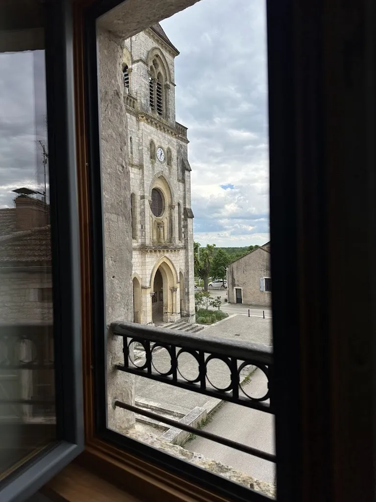 Carolyn Field_Hôtel La Tissandière_Lalbenque_review