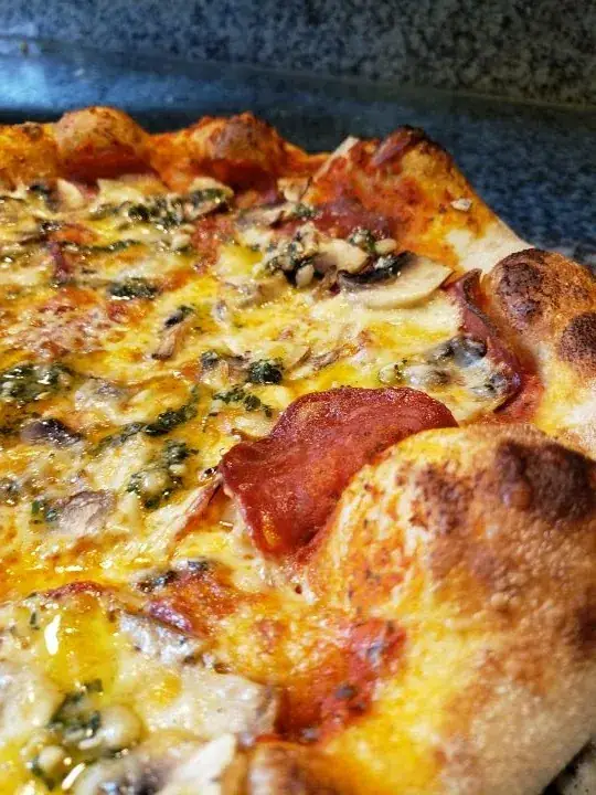 Divona Pizza Lalbenque_Lalbenque_slider_image_2