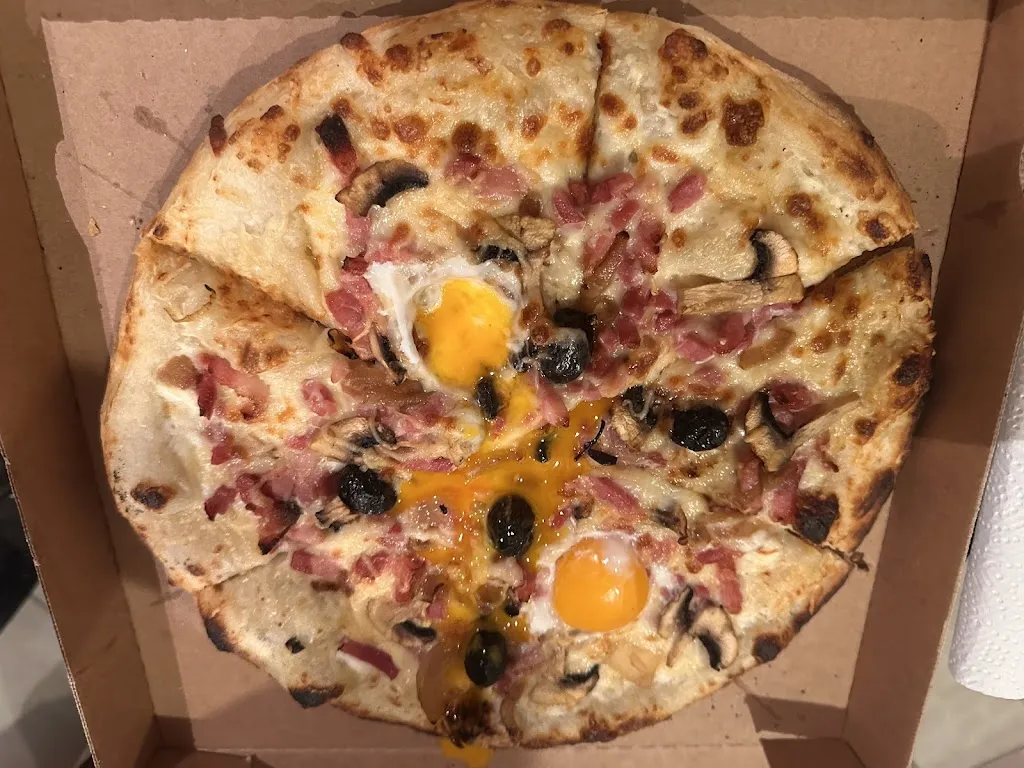 Patrick Marechal_Classic Pizza_Lalbenque_review