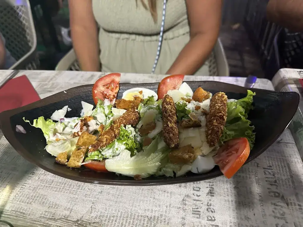 Cyril Vandaele_Le Tapalou_Latour-Bas-Elne_review