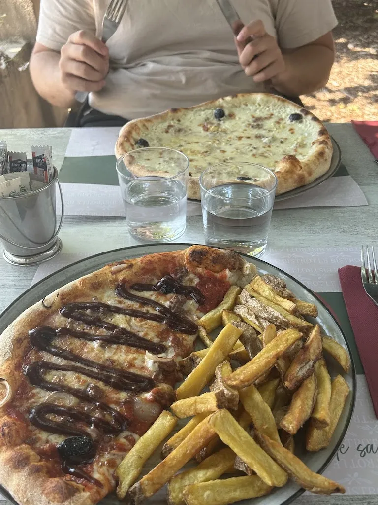 Léa Lambert_Le Bistrot_Laroque_review