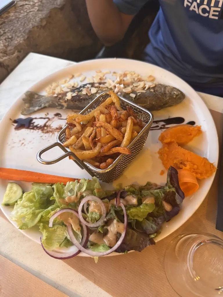 Sonia_Le Chaudron du Roc_Laroque_review