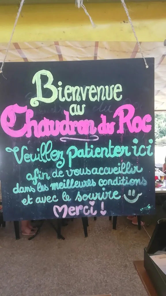 Le Chaudron du Roc_Laroque_slider_image_2