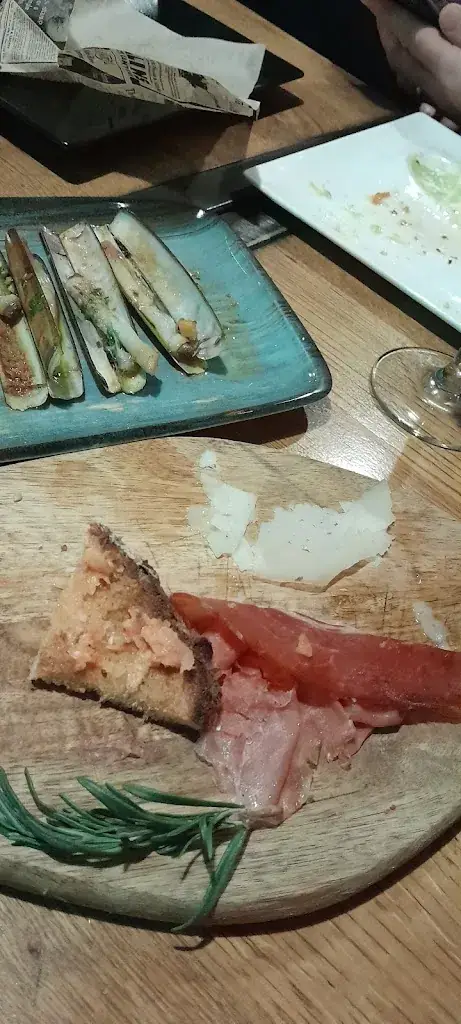 bryony mcdonagh_Le Comptoir Rocatin_Laroque-des-Albères_review