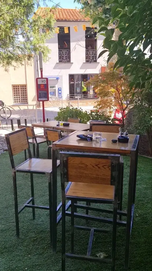 Le Comptoir Rocatin_Laroque-des-Albères_slider_image_2