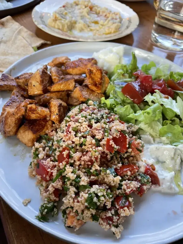 AFKA - Spécialités Libanaises_Lautrec_slider_image_2