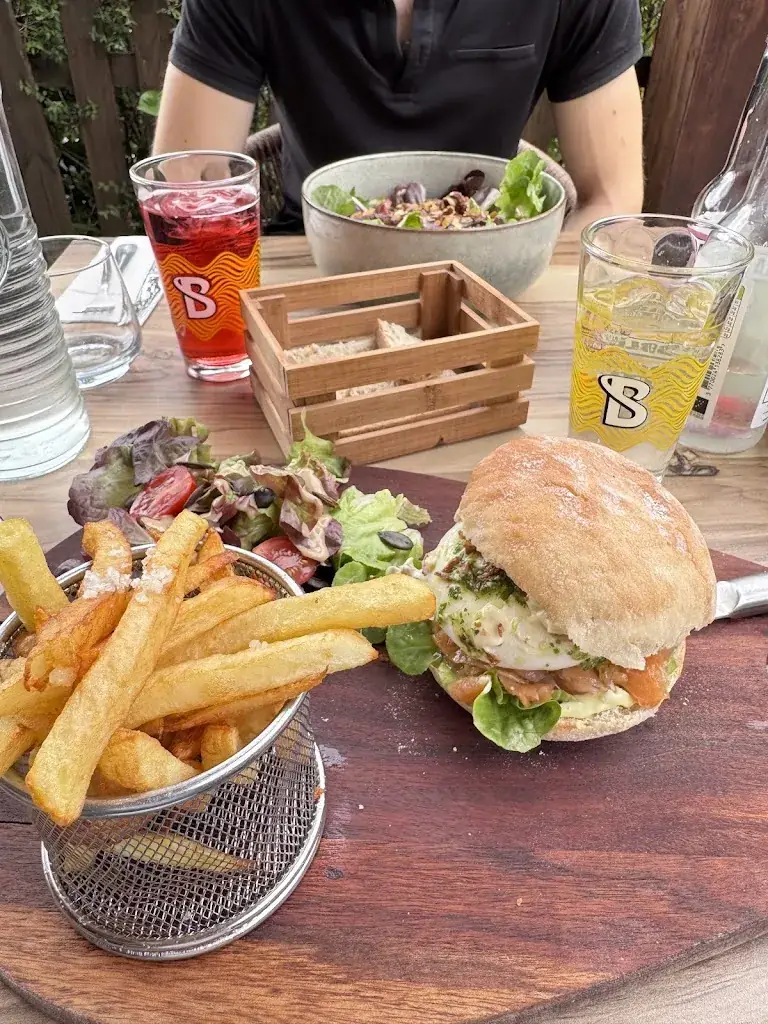 Inna (PlumeAvisée)_Ô TERRASSES_Lautrec_Bewertung