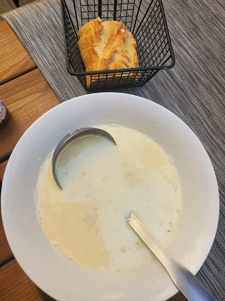 Deb C_La ferme dans l'assiette_Lautrec_review