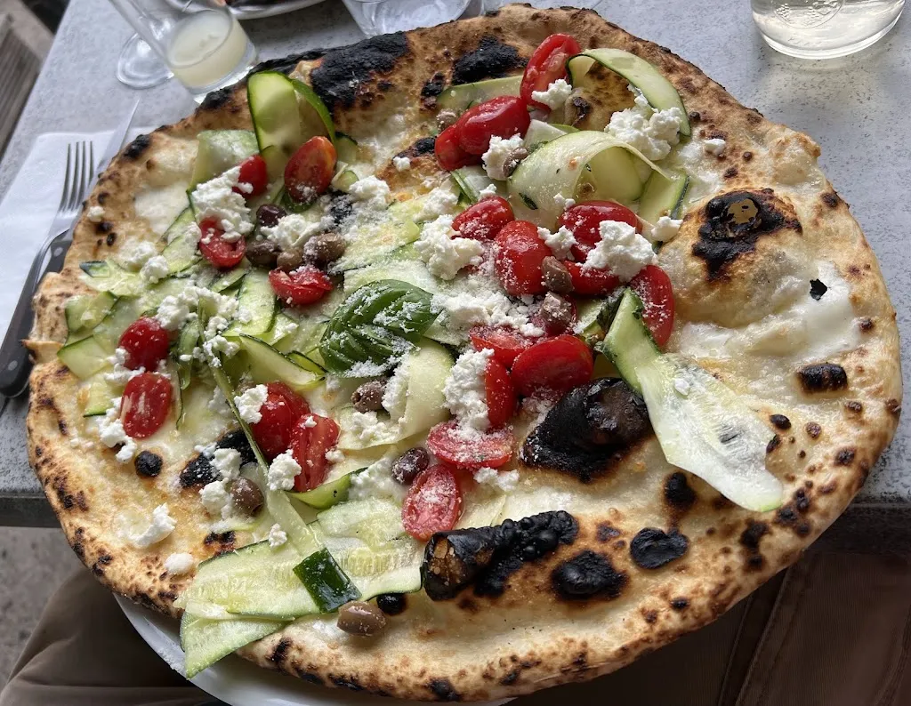 Etna pizza & burger_Lauzerte_slider_image_3