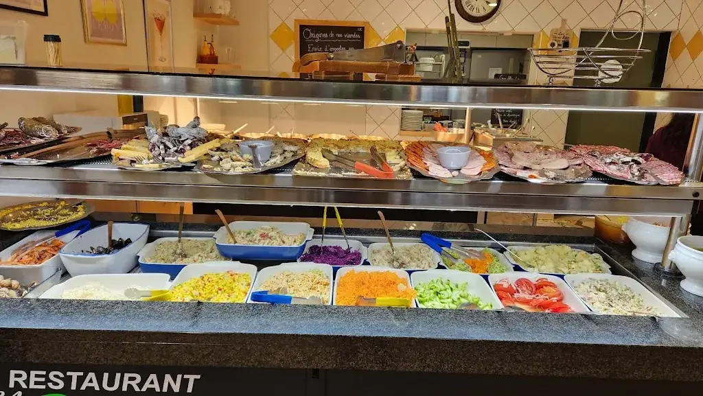 Les 3 buffets restaurant in Lavelanet