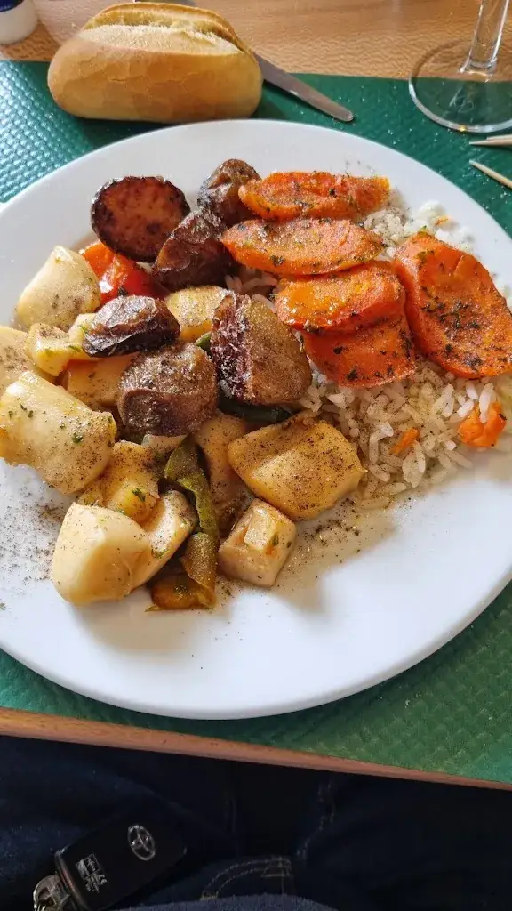 Les 3 buffets_Lavelanet_slider_image_2