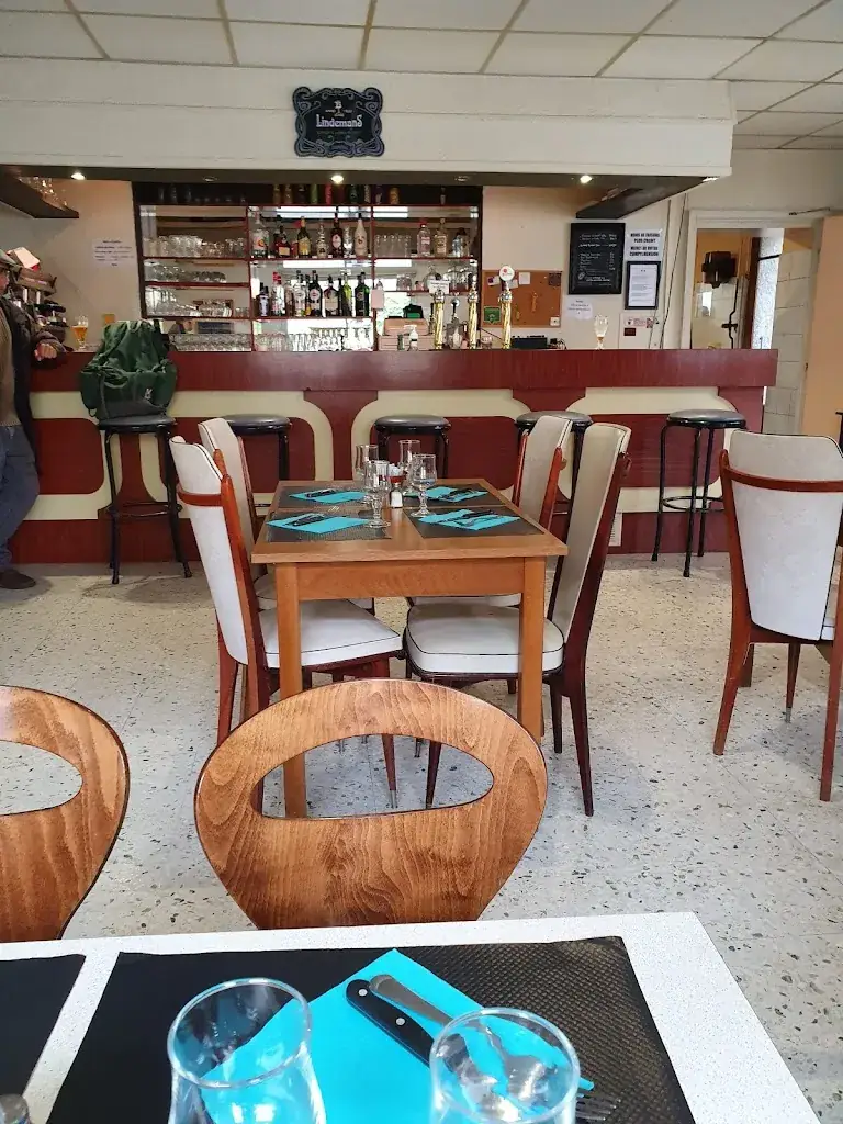 Jonathan Roublic_BISTROLOCO_Longages_review