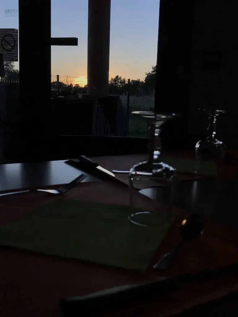 Darkitsune_La Source_Fauga_review