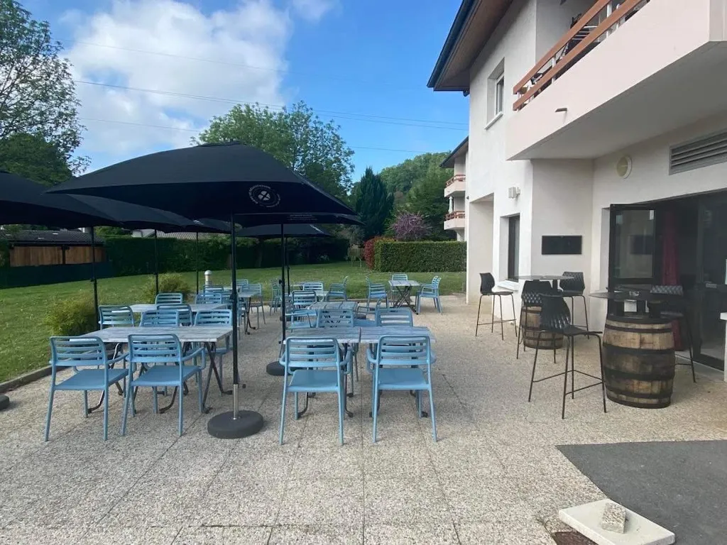 Le Cochon qui Louche Restaurant in Marcellaz-Albanais