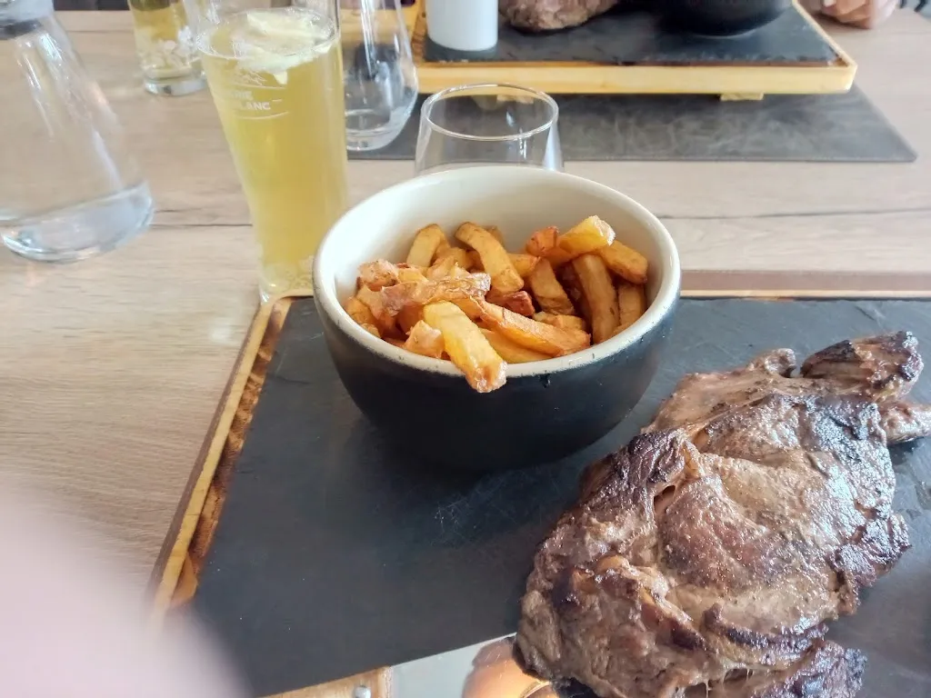 Le Cochon qui Louche_Marcellaz-Albanais_slider_image_3