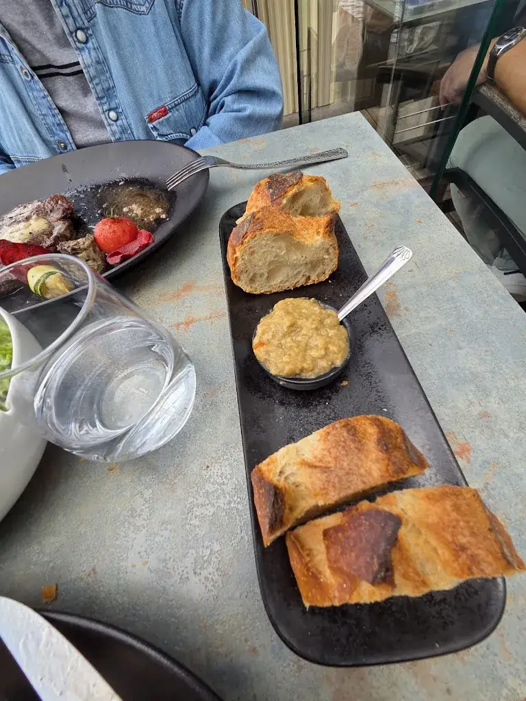 Majid Majda_Restaurant Le Léman_Margencel_review