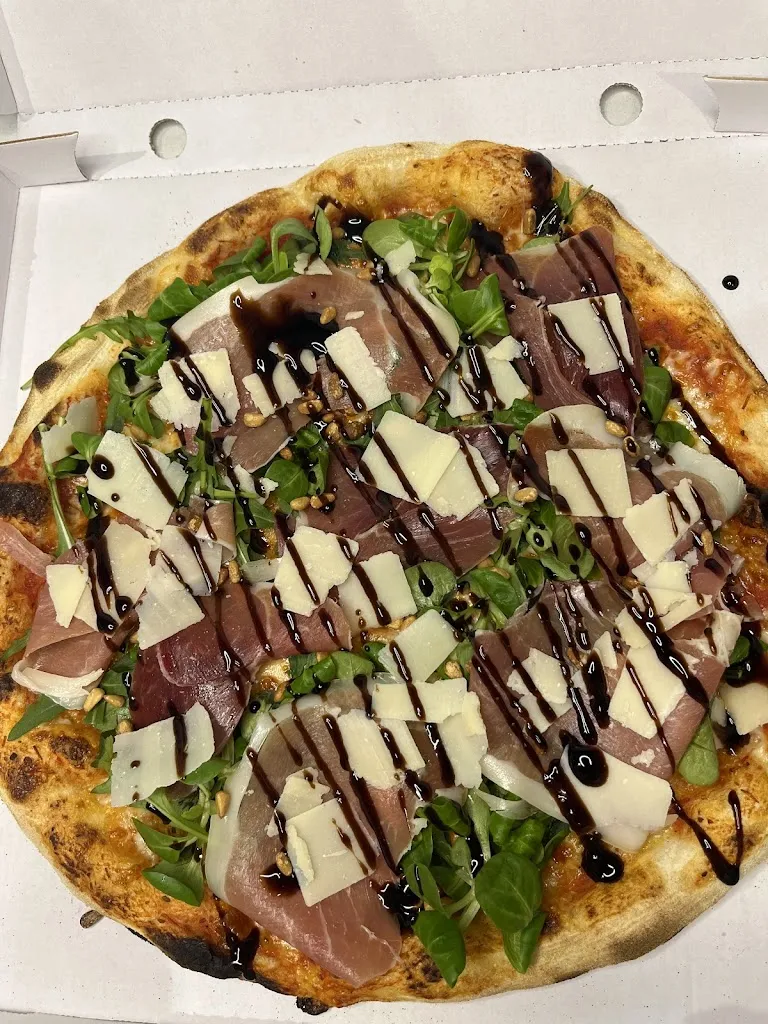 Pizza Caruso_Fousseret_slider_image_2