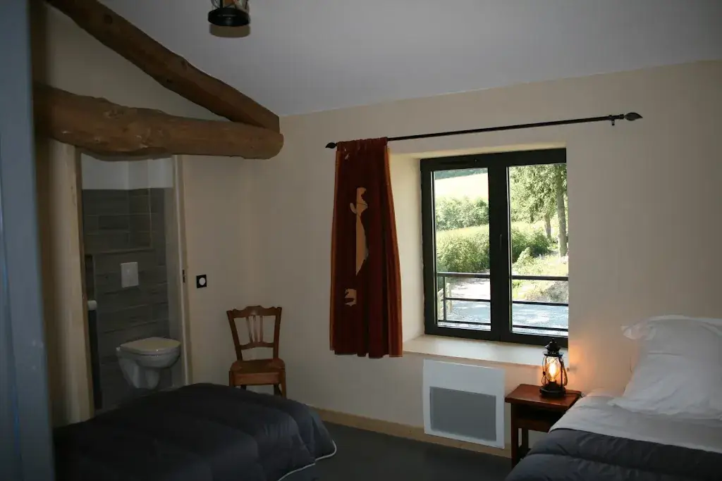 L'Enchantement_Marcilly-le-Châtel_slider_image_3