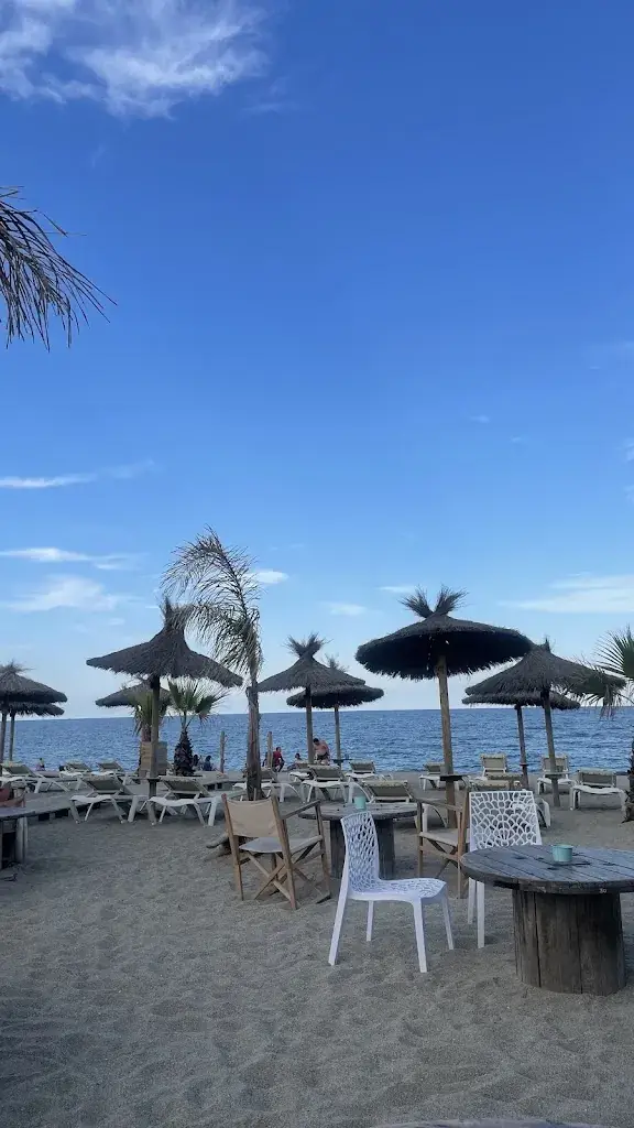 Audrey Adrinè_Club de plage L’effet Mer_Barcarès_recensione