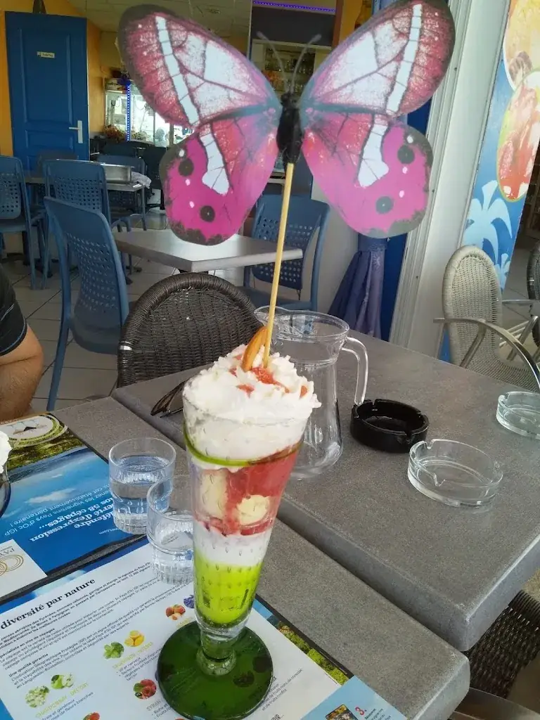 Lynda Bureau_Le Melba_Barcarès_reseña