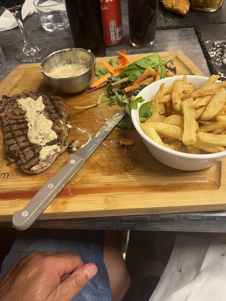 Michel Gounet_EL PATCHO Restaurant Bar licence IV_Barcarès_review