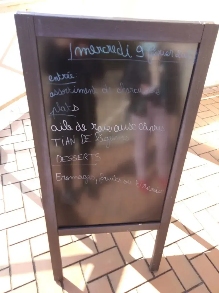 Menu_Le Wisteria_Houga_image_1