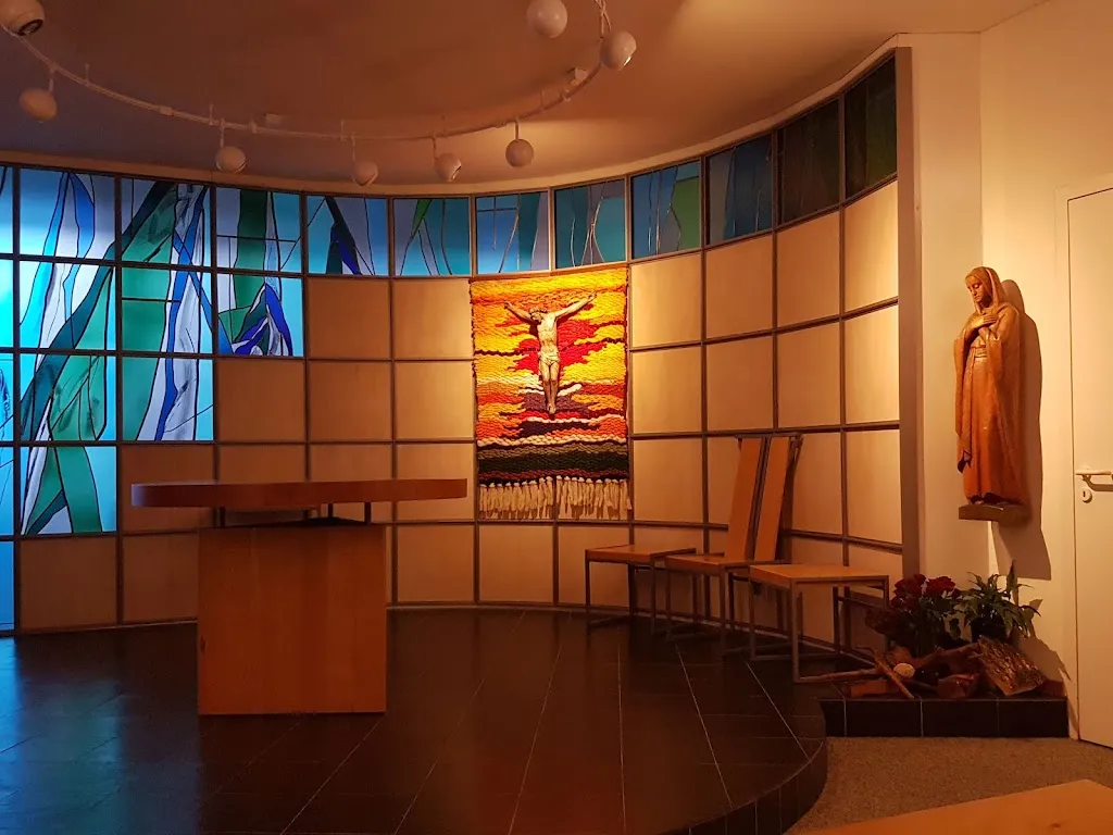 Monastère Le Carmel_Pâquier_slider_image_3