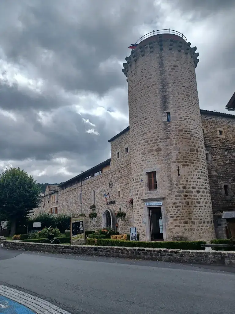 Restaurant le Margeride Restaurant in Malzieu-Ville