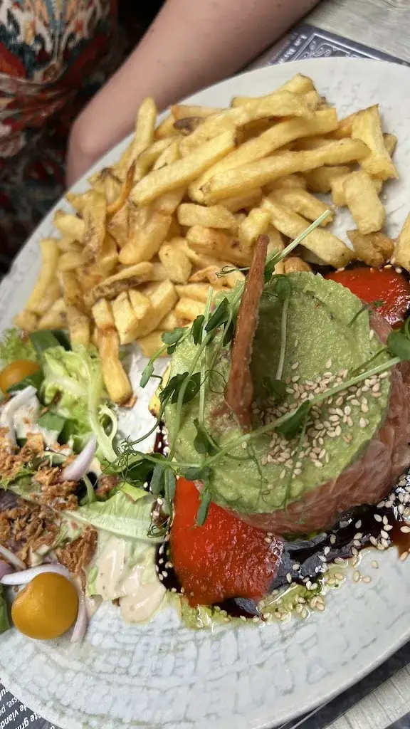 Stéphane ANTIGNAC_La brasserie du village_Soler_reseña