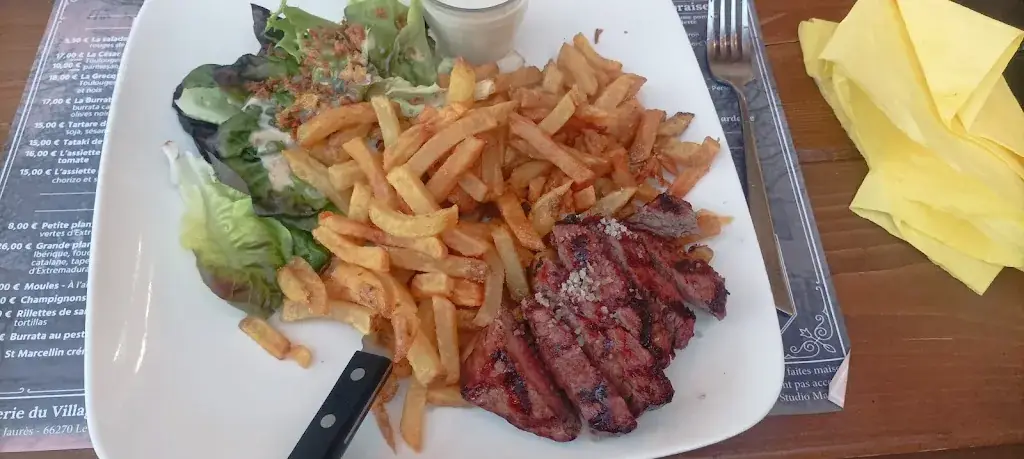 Léonard ruiz_La brasserie du village_Soler_reseña