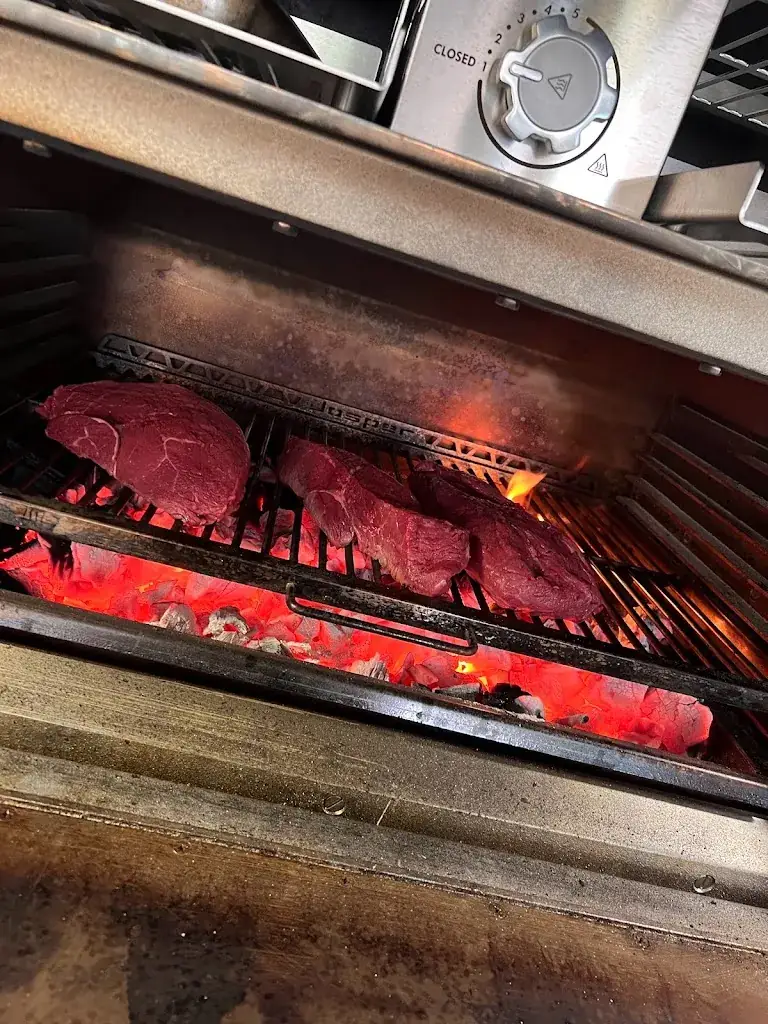 La brasserie du village Restaurant in Soler