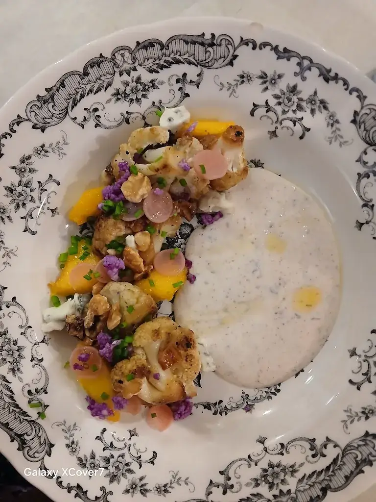 Sara Passt_Papilles_Roanne_review