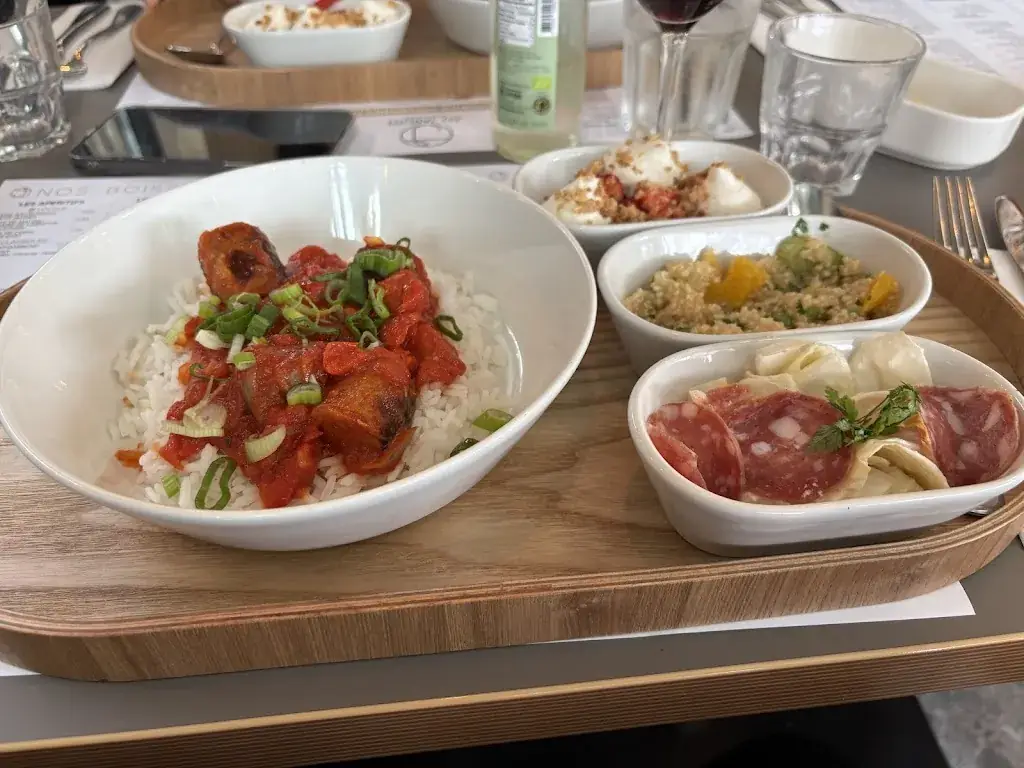 Minà Marcek_Brasserie Au Jardin_Sequestre_recensione