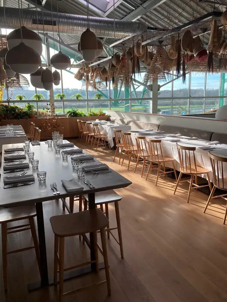 Brasserie Au Jardin_Sequestre_slider_image_1