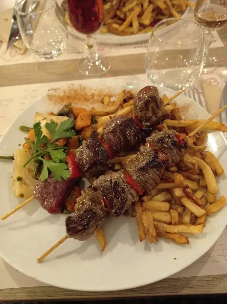 Christine Mazenc_La Fine Brochette_Albi_recensione