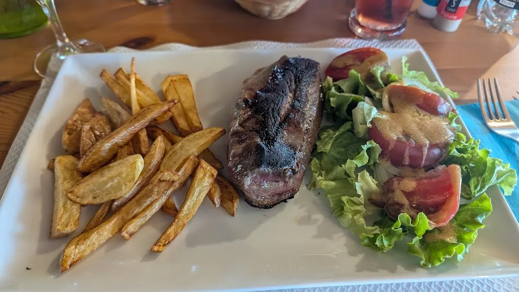 martin leon_Chez sa grand mère_Lédenon_recensione