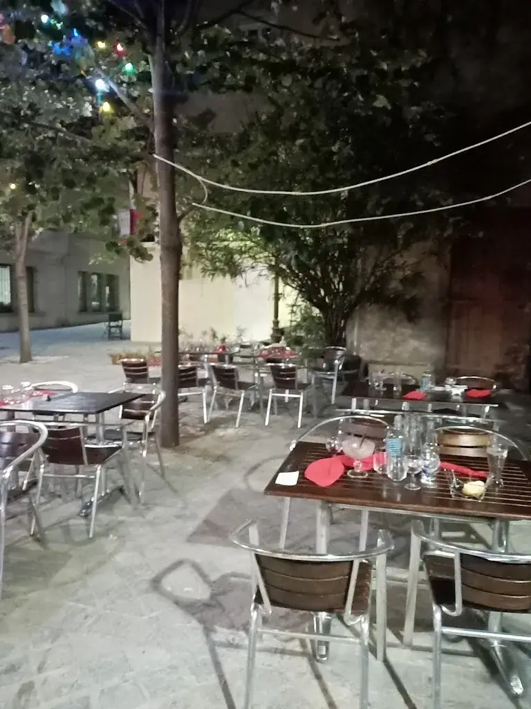 Le Jardin restaurant à Vigan